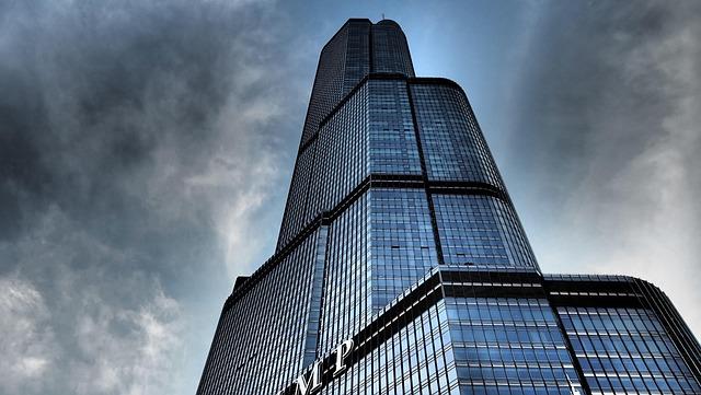 Explore Chicago: Your Essential Travel Guide to the Windy City's Culture, Food, and Attractions
